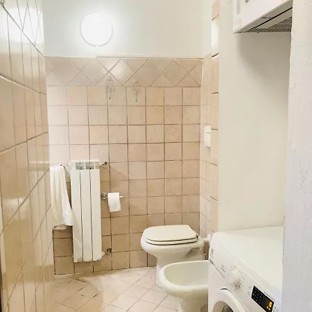 La Finestra Sul Campanile, Apartament Tellaro