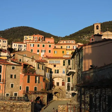 La Finestra Sul Campanile, *