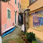 La Finestra Sul Campanile, Lejlighed *