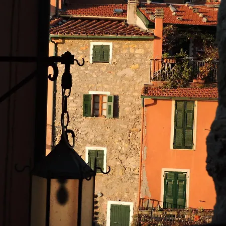 La Finestra Sul Campanile, Lejlighed *